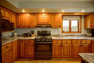 63 Westfield Cir, Fond du Lac, WI 54935 - Photo 10