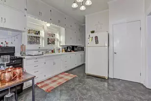 858 Vine Ave, Oshkosh, WI 54901 - Photo 8