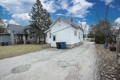 858 Vine Avenue, Oshkosh, WI 54901 - Photo 4