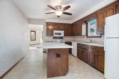 2046 Wayside Place, Green Bay, WI 54311 - Photo 22