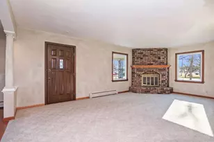 2046 Wayside Pl, Green Bay, WI 54311 - Photo 14