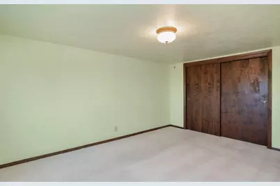 2046 Wayside Place, Green Bay, WI 54311 - Photo 32