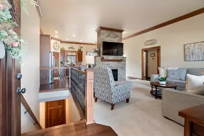 1024 Faversham Way, Green Bay, WI 54313 - Photo 2