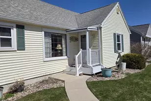 291 15th St, Fond du Lac, WI 54935 - Photo 4