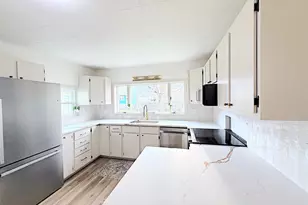 109 N Madison St, Chilton, WI 53014 - Photo 4