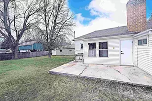 109 N Madison St, Chilton, WI 53014 - Photo 20