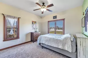 334 Whispering Creek Ct, Green Bay, WI 54303 - Photo 20