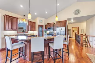 334 Whispering Creek Ct, Green Bay, WI 54303 - Photo 4