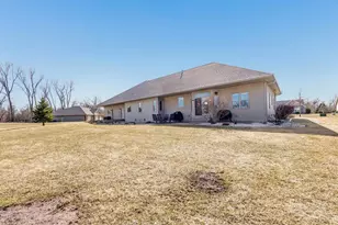 334 Whispering Creek Ct, Green Bay, WI 54303 - Photo 38