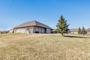 334 Whispering Creek Ct, Green Bay, WI 54303 - Photo 34