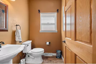 515 Winding Waters Way, De Pere, WI 54115 - Photo 12