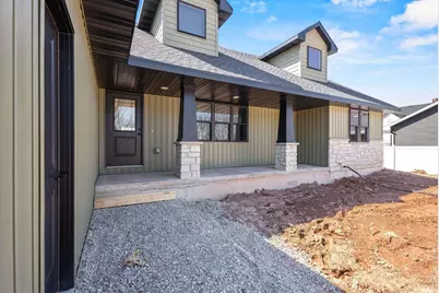 3370 Largo Ridge Court, Green Bay, WI 54311 - Photo 4