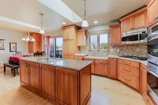 3127 Honey Creek Ct, Oshkosh, WI 54904 - Photo 10