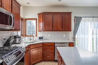 2195 Shadow Bend Court, Neenah, WI 54956 - Photo 4