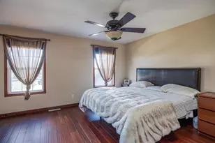 2195 Shadow Bend Ct, Neenah, WI 54956 - Photo 18