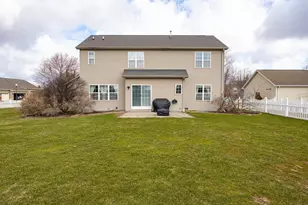 2195 Shadow Bend Ct, Neenah, WI 54956 - Photo 34