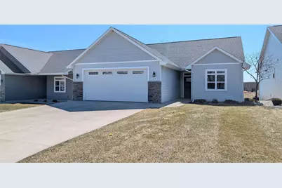 4499 Trasino Way, Appleton, WI 54913 - Photo 1
