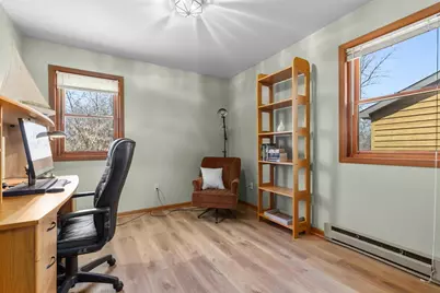 921 Babcock Street #13, Neenah, WI 54956 - Photo 18