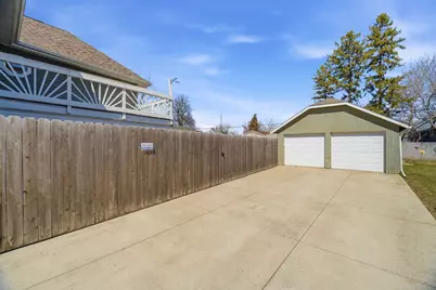 628 2nd Street, Menasha, WI 54952 - Photo 32