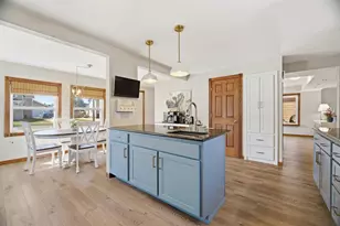 628 2nd St, Menasha, WI 54952 - Photo 8