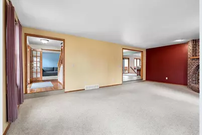 1367 Whirthington Court, Suamico, WI 54173 - Photo 8