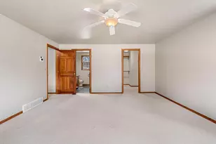 1367 Whirthington Ct, Suamico, WI 54173 - Photo 32