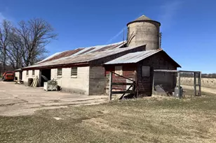 W6932 Alp Ct, Wild Rose, WI 54984 - Photo 24