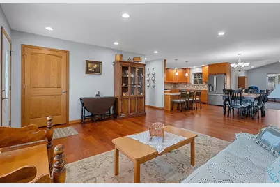 209 Ridgewood Drive, Gillett, WI 54124 - Photo 4