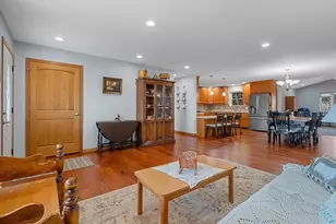 209 Ridgewood Dr, Gillett, WI 54124 - Photo 4