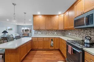 209 Ridgewood Dr, Gillett, WI 54124 - Photo 6