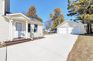 219 Rolland St, Algoma, WI 54201 - Photo 26