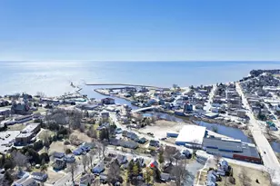 219 Rolland St, Algoma, WI 54201 - Photo 2