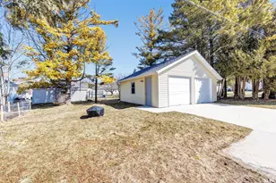 219 Rolland St, Algoma, WI 54201 - Photo 28