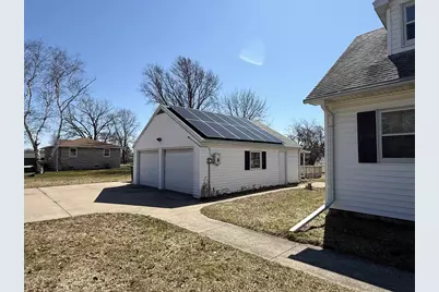 1929 Indian Point Road, Oshkosh, WI 54901 - Photo 28