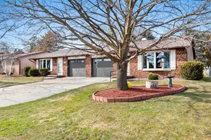 2796 Cormier Rd, Green Bay, WI 54313 - Photo 4