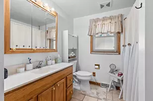 2796 Cormier Rd, Green Bay, WI 54313 - Photo 18