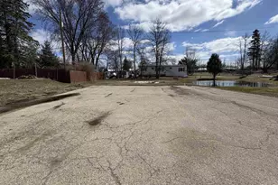 576 Brazeau Ave, Oconto, WI 54153 - Photo 18