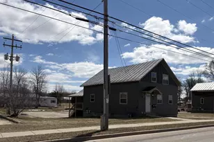 576 Brazeau Ave, Oconto, WI 54153 - Photo 12