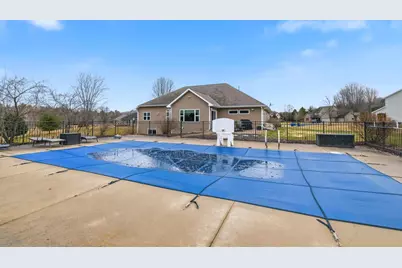 3383 Hawkeye Court, Suamico, WI 54313 - Photo 50