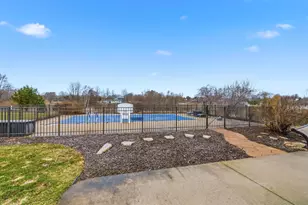 3383 Hawkeye Ct, Suamico, WI 54313 - Photo 48