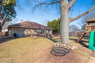 1319 Oregon St, Green Bay, WI 54303 - Photo 2