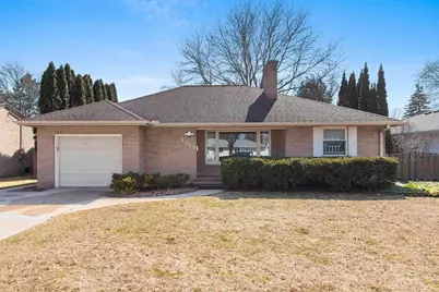 1319 Oregon Street, Green Bay, WI 54303 - Photo 1