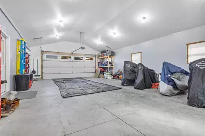 4726 Hessel Court, Manitowoc, WI 54220 - Photo 34