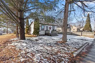 1139 S Franklin St, Shawano, WI 54166 - Photo 12