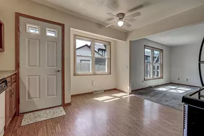 2895 W 4th Street, Appleton, WI 54914 - Photo 12