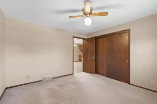 2245 Larkspur Dr, Appleton, WI 54915 - Photo 24