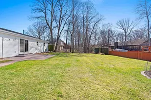 2245 Larkspur Dr, Appleton, WI 54915 - Photo 4