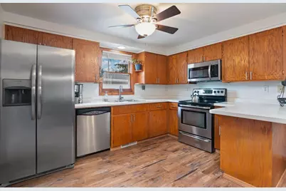 1254 Wild Rose Lane, Neenah, WI 54956 - Photo 10