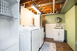 1254 Wild Rose Ln, Neenah, WI 54956 - Photo 30