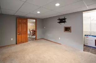 1254 Wild Rose Ln, Neenah, WI 54956 - Photo 28